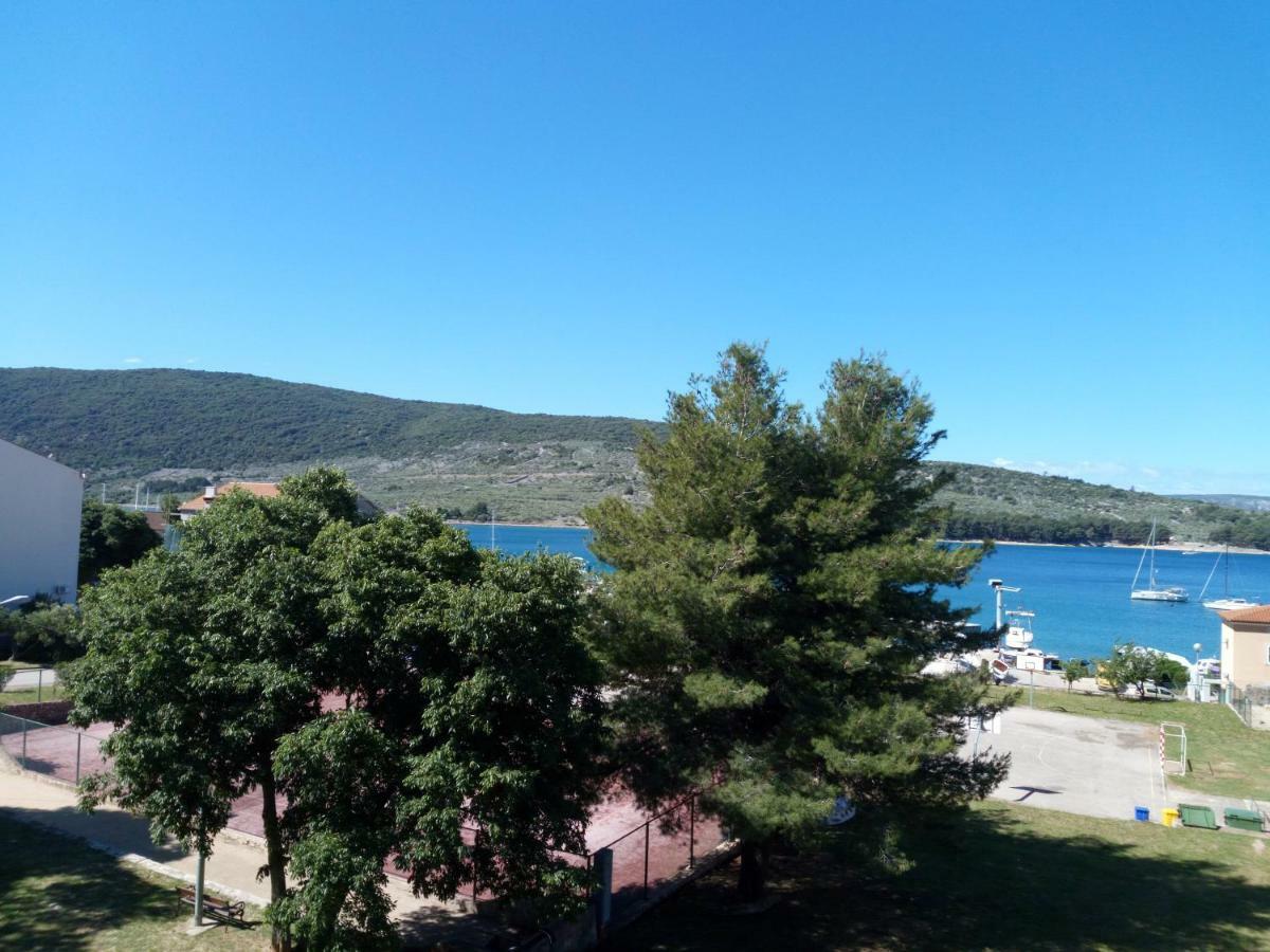 Apartment Panorama Cres Esterno foto